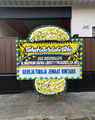 Papan Bunga Duka di Leuwidamar