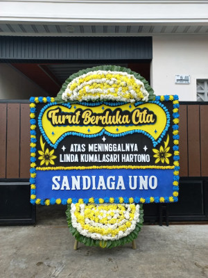 Papan Bunga Duka di Leuwidamar